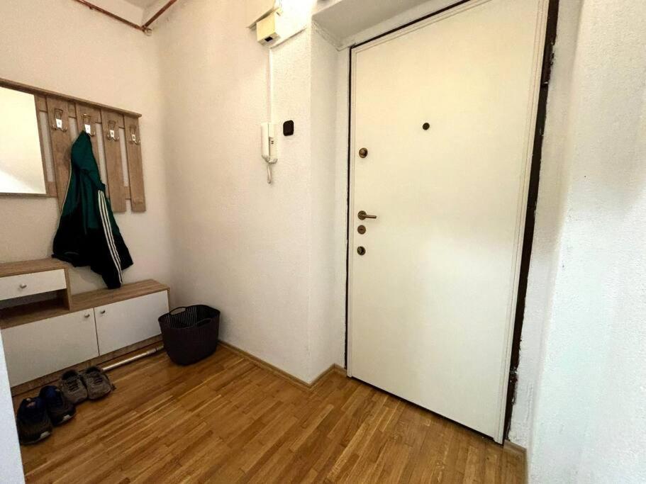 Apartment Komforan Trosoban Stan U Centru Sarajevo